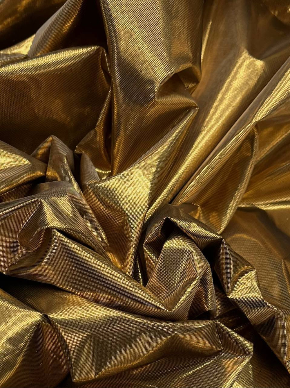 Шелк с люрексом золотой