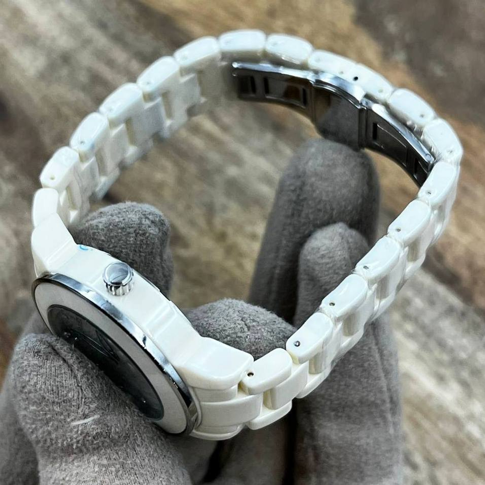Часы CHANEL