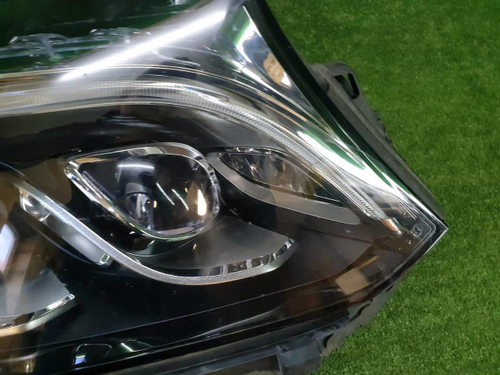 Фара правая Mercedes GLS X166 (2015-2019) LED