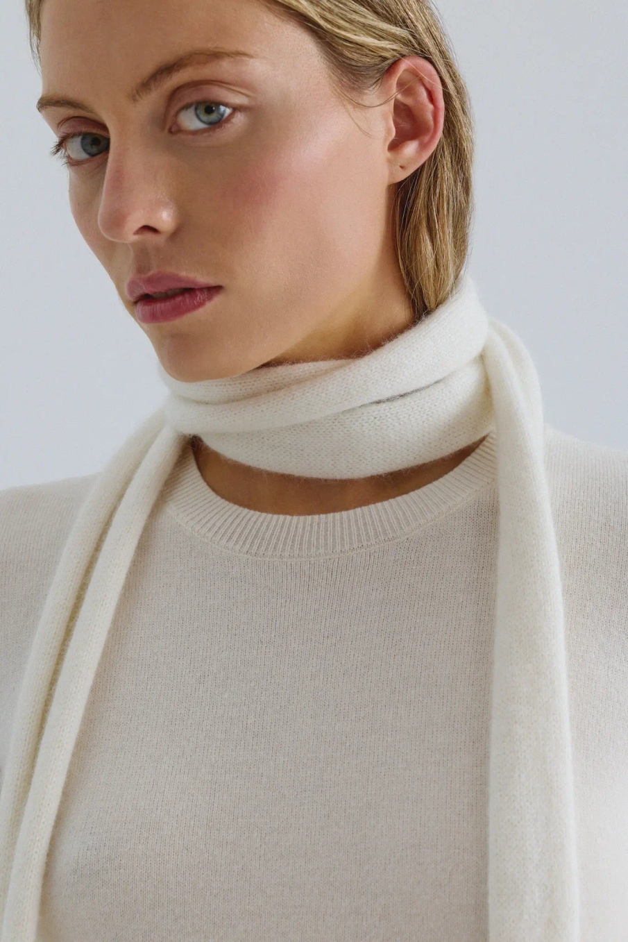 Шарф из енота Opora