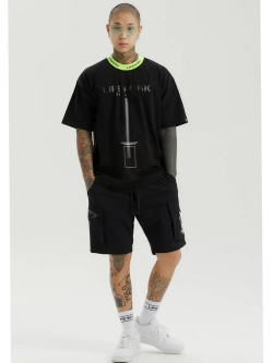 Шорты с карманами на молнии