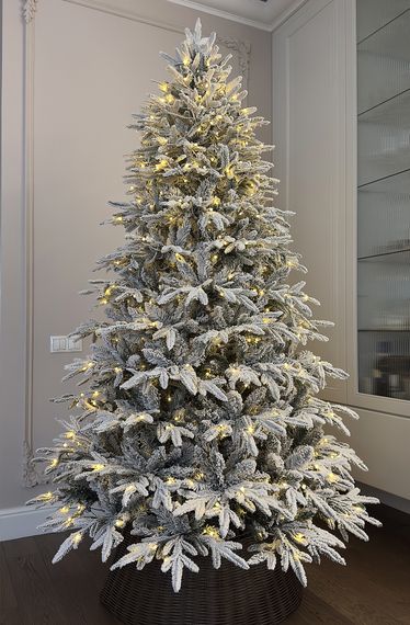 Искусственная ель Альпийская Люкс 250 см с освещением