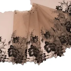 Вышивка на сетке какао/черная (правая) 22 см