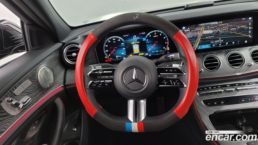 Mercedes-Benz E-Class W213 E350 4MATIC AMG Line (05.2022)