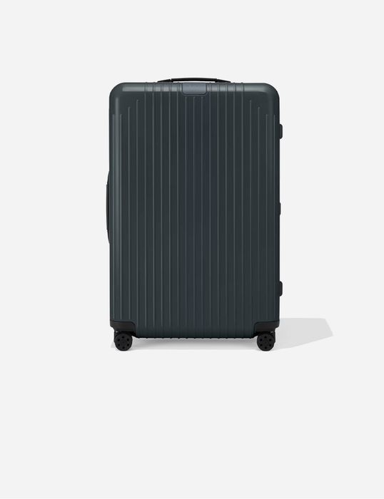 Чемодан Rimowa Essential Lite Check-In L 