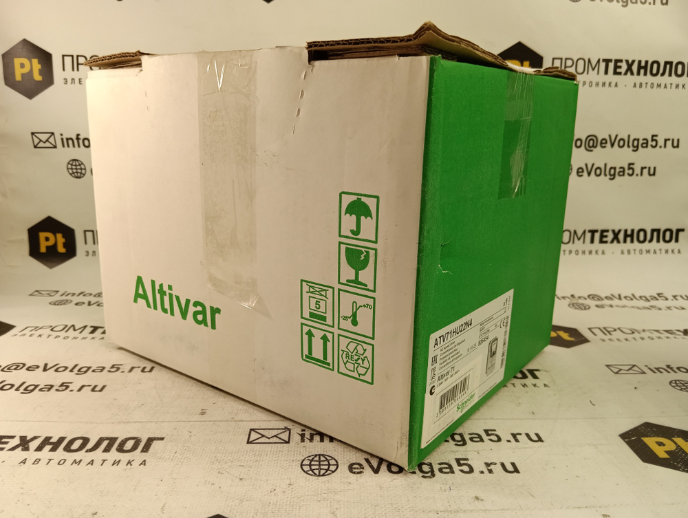 S.E. ATV71HU22N4Z новое