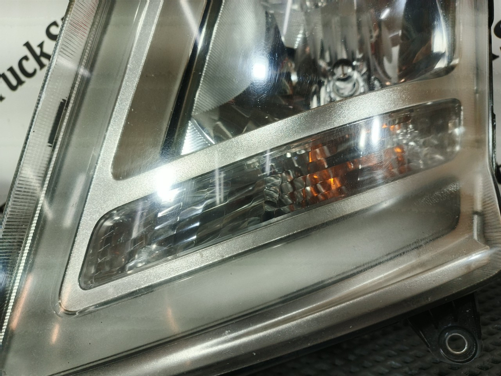 Фара левая 2019г.