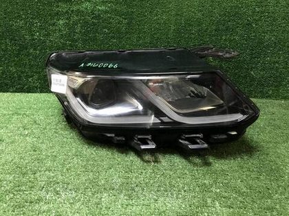 Фара правая Geely Coolray (2019-2023) LED