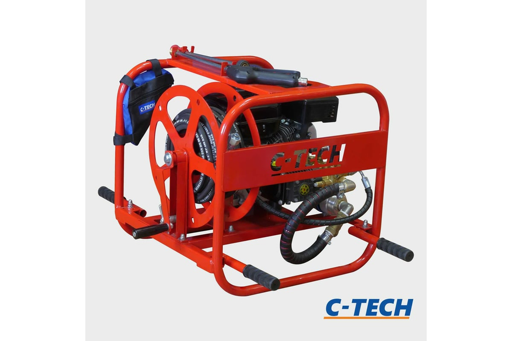 Противопожарная установка высокого давления C-TECH 150 бар, до 800 л/ч, 7 лс