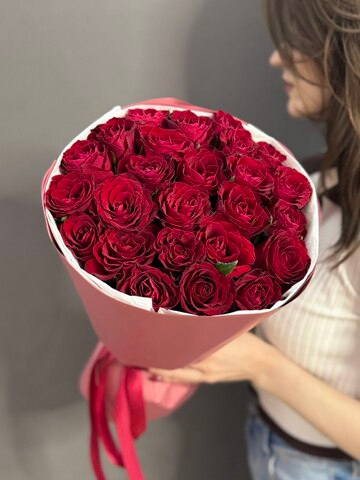 Букет из 25 красных роз (Кения 40 см)