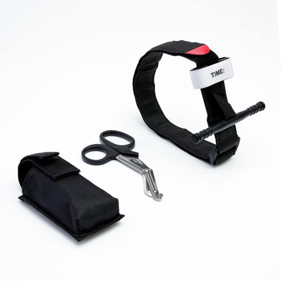 Набор спасательный ножницы и турникет, в чехле