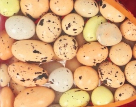 Драже кондитерское «Choco Egg Sairoo: перепелиные яйца» 50 гр