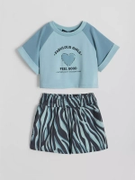 Костюм детский футболка и шорты в сад