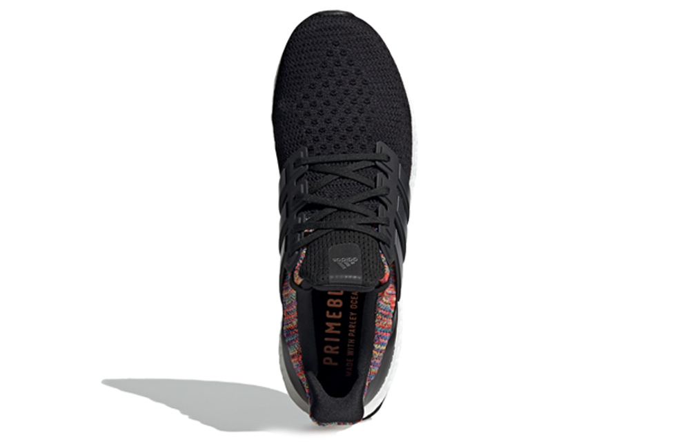 Кроссовки James Bond 007 X Adidas Ultraboost 20