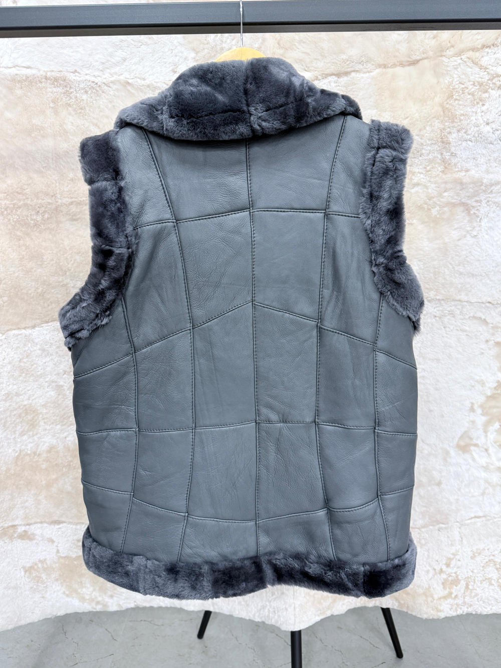 Жилет из натуральной овчины. Косуха, 52 Размер