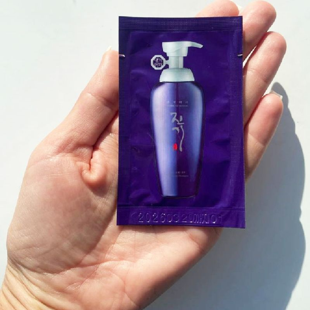 DAENG GI MEO RI Vitalizing Shampoo 7ML (пробник)