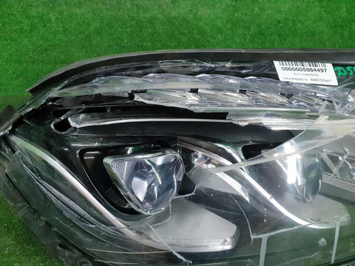 Битая Фара правая Mercedes GLS X166 (2015-2019) LED