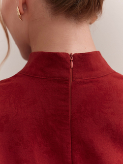 Платье с оборками