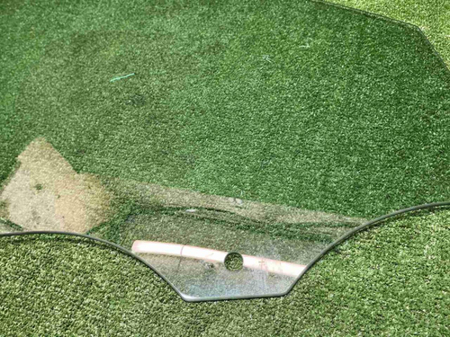 Стекло двери переднее RH Mercedes GLS X167 (19-нв)