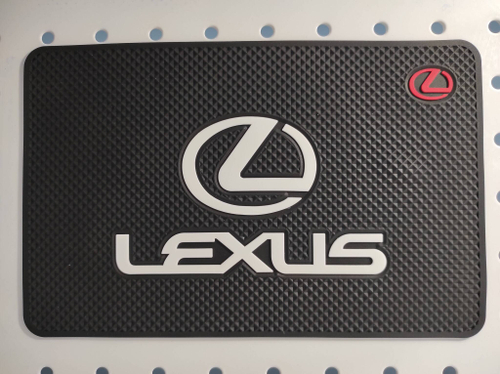 Lexus / Коврик на панель (1 шт.)