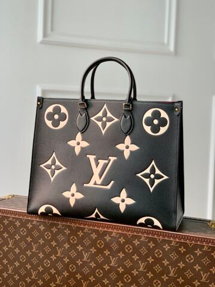 Louis Vuitton OnTheGo GM