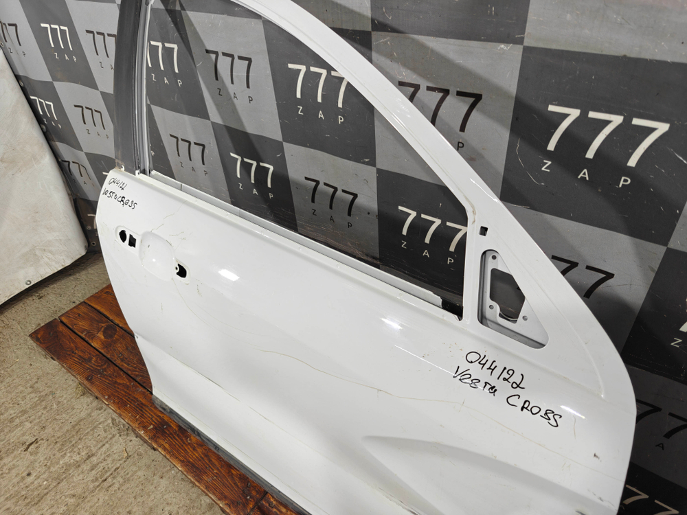 Дверь передняя правая LADA Vesta Cross 15-нв Б/У Оригинал 8450102348