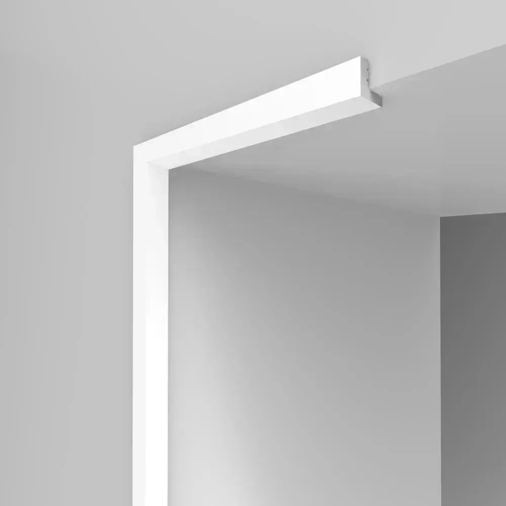 Декоративный уголок для стен дюрополимер DECOMASTER (ДЕКОМАСТЕР), 20х20х2900 мм, D135 ДМ белый