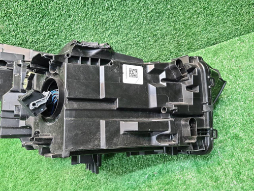 Фара левая BMW 5er G60 (2023-н.в.) LED