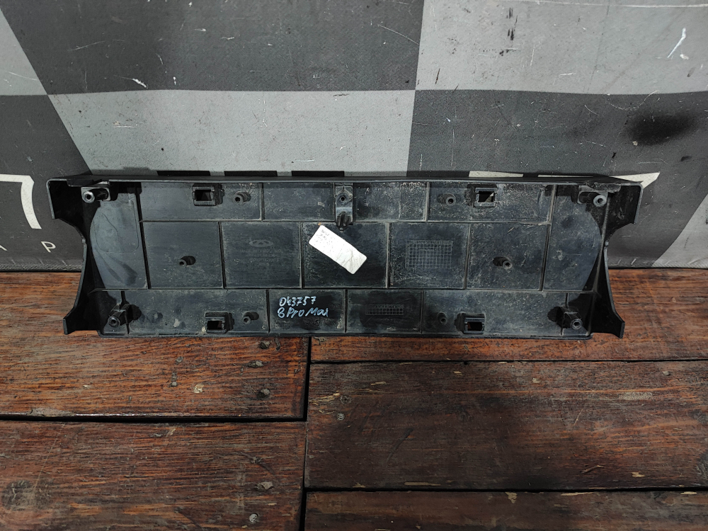 Площадка гос. номера Chery Tiggo 8 Pro Max 22-нв Б/У Оригинал 602001972AA