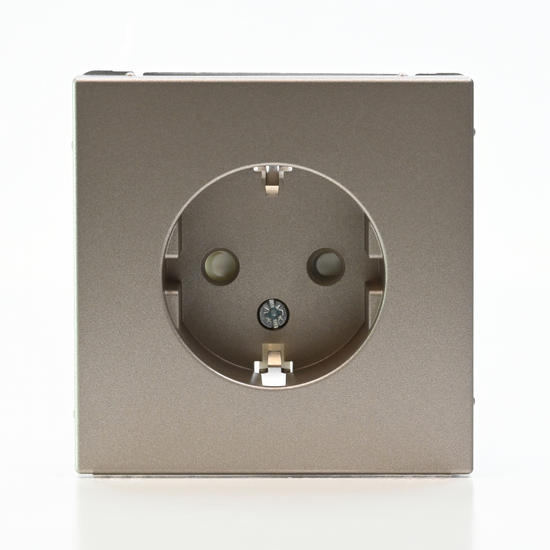Розетка ArtGallery 16А с заземл. защ. шторки механизм шампань SE GAL000545
