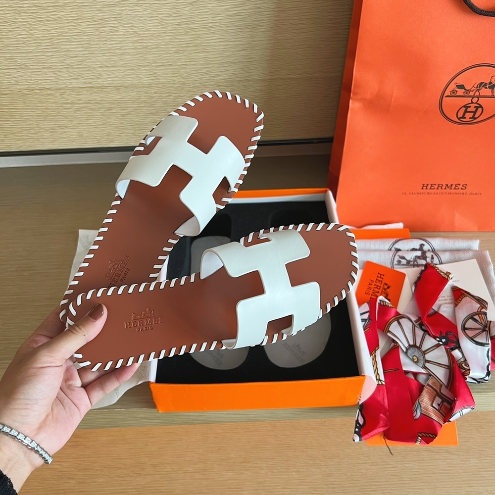 Hermes Oran Sandal