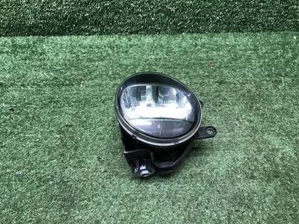 ПТФ левая Toyota Camry XV50 XV70 (2017-2021) LED