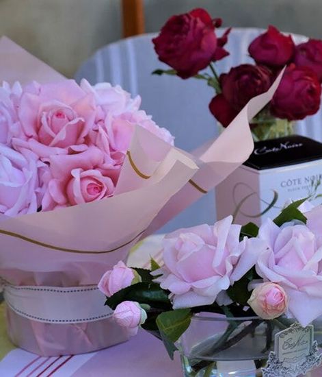 Большой букет розовых роз, Cote Noire