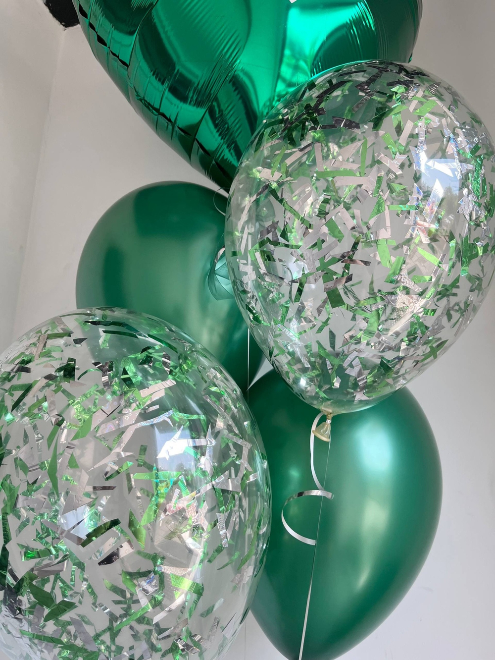 Зеленые воздушные шары №3358