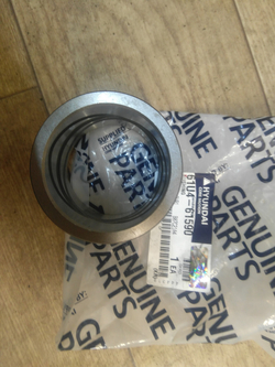 Втулка 61U4-61590