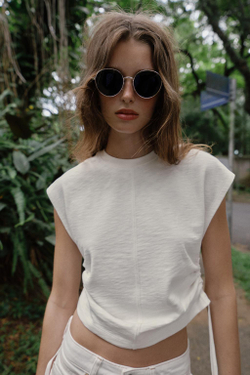 ZARA ФУТБОЛКА В СТИЛЕ РУСТИК СО СБОРКАМИ, БЕЛЫЙ