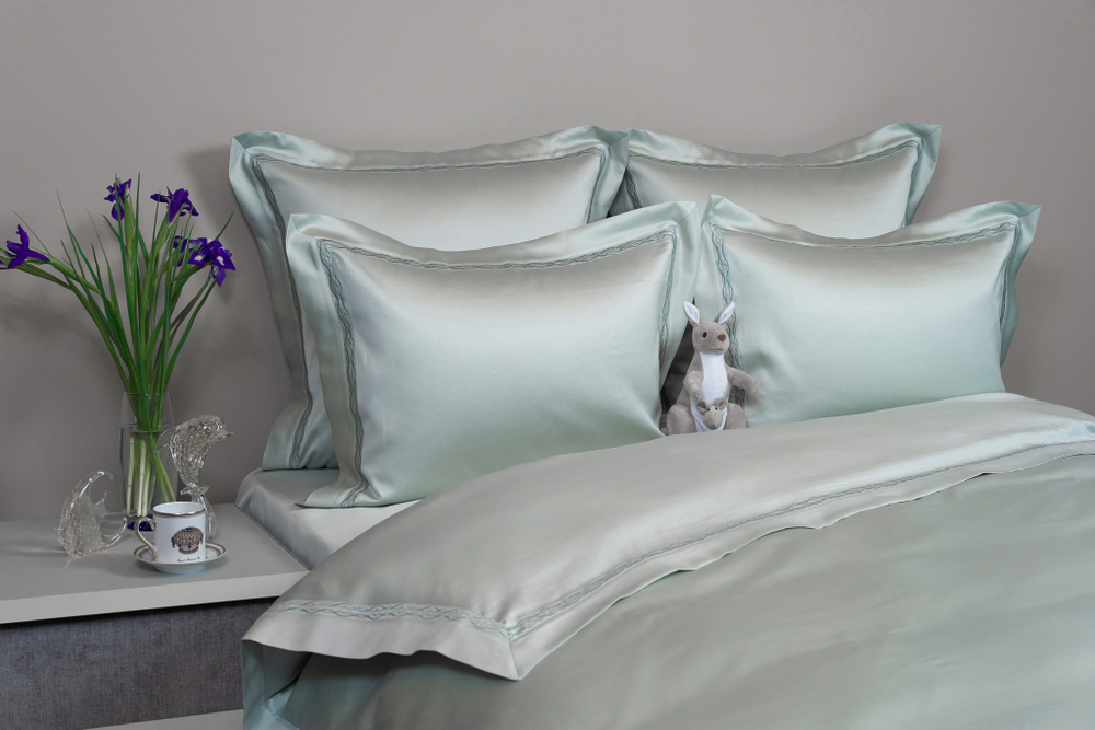 Постельное белье 2 спальное евро макси Сlaire Batiste Atelier Loire мятное