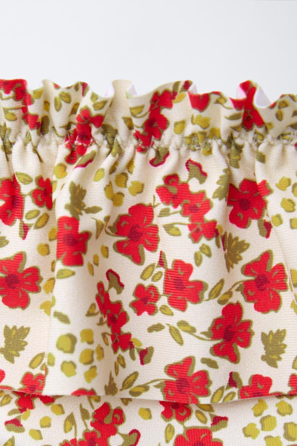 ZARA ПЛАВКИ БИКИНИ С ЦВЕТОЧНЫМ ПРИНТОМ, КРАСНЫЙ