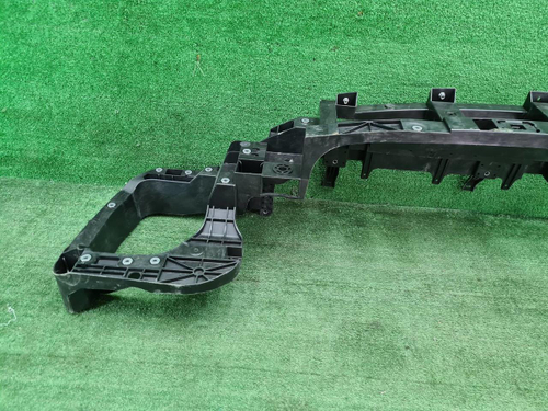 Телевизор Lixiang L7 (2022-н.в.)