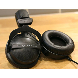 Beyerdynamic DT 770 PRO 32 Ohm Наушники мониторные классические