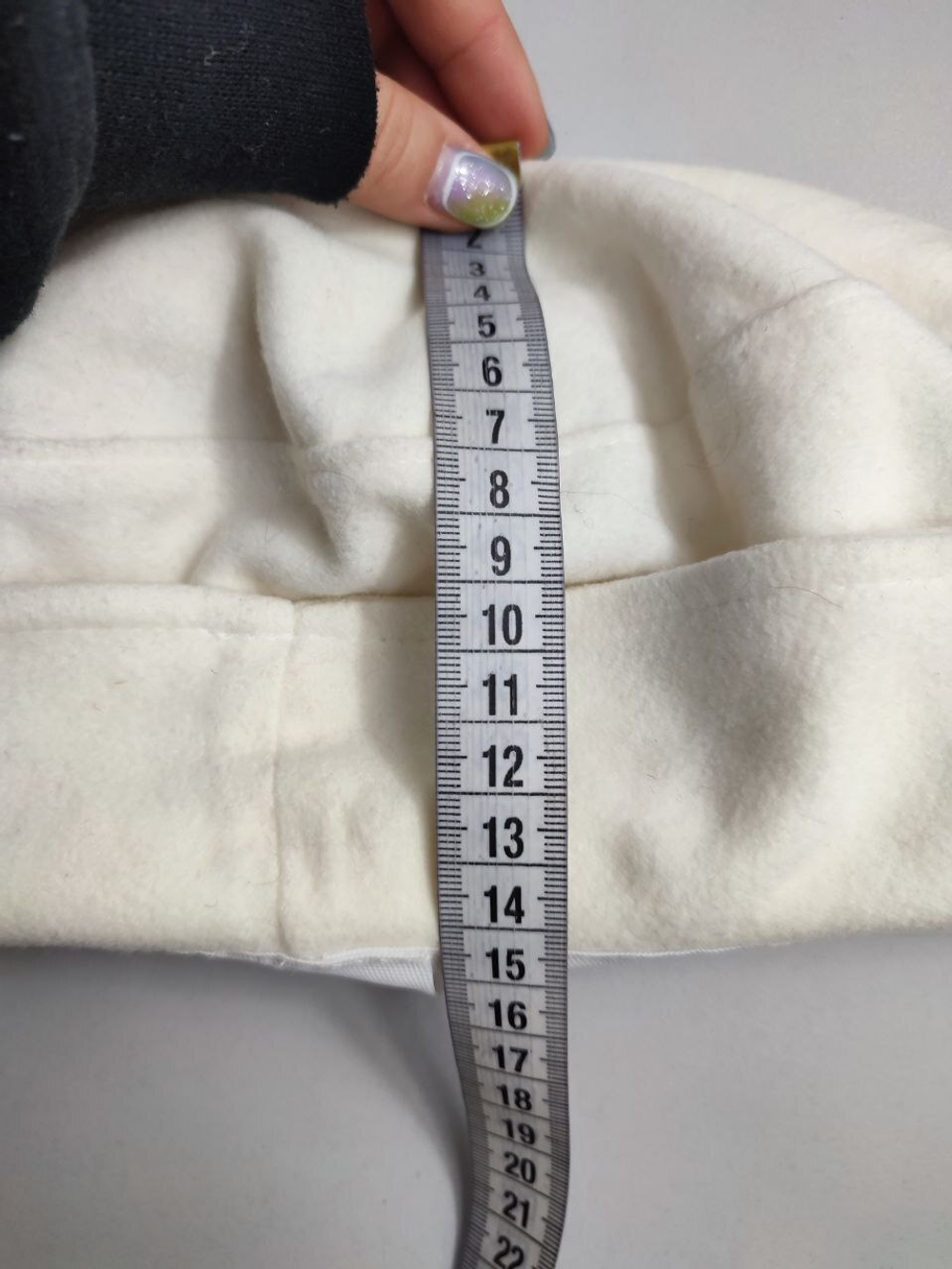 Шапка светлая