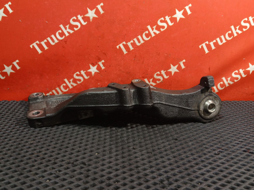 Кронштейн двигателя передний правый