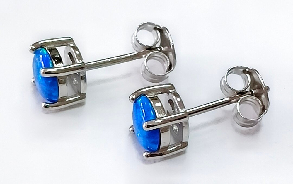 Ювелирные серьги-пусеты Эстерелла