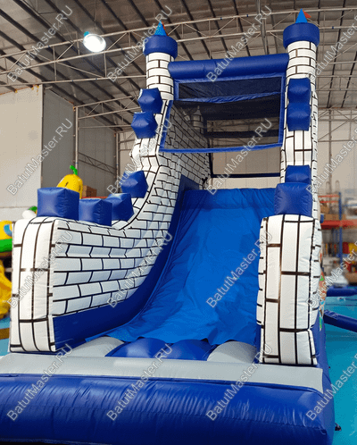 Надувная полоса препятствий "Дворцовое средневековье"