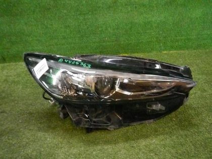 Битая Фара правая Mazda 6 GJ (2018-н.в.) LED