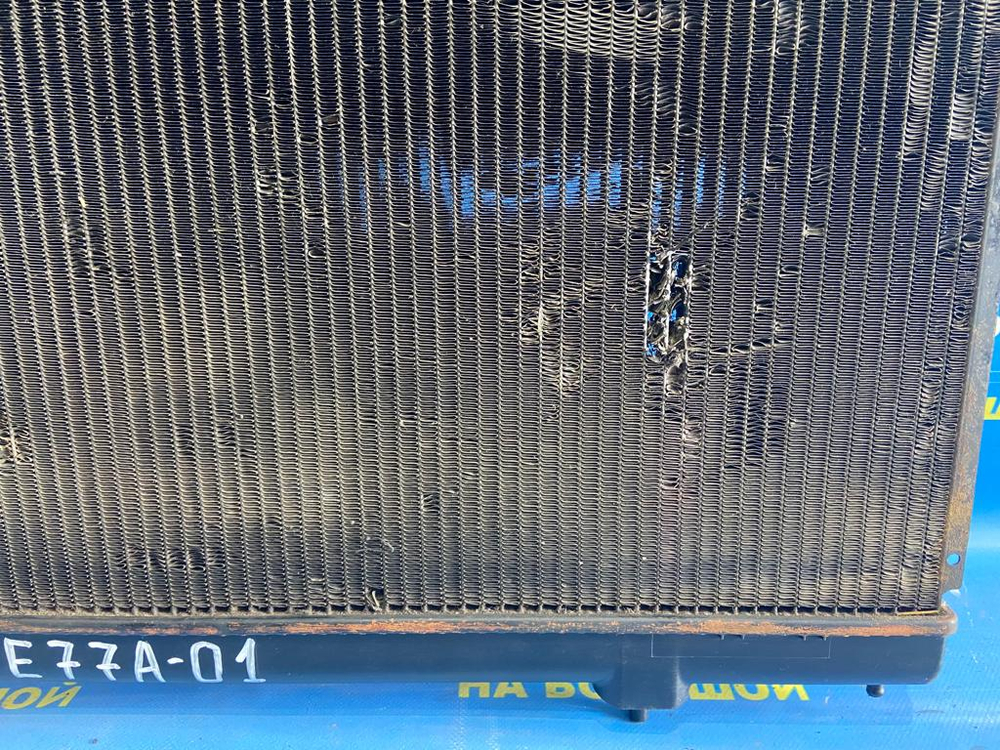 Радиатор двигателя MITSUBISHI GALANT 1992