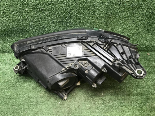 Фара правая Mercedes E W213 (2020-2023) LED