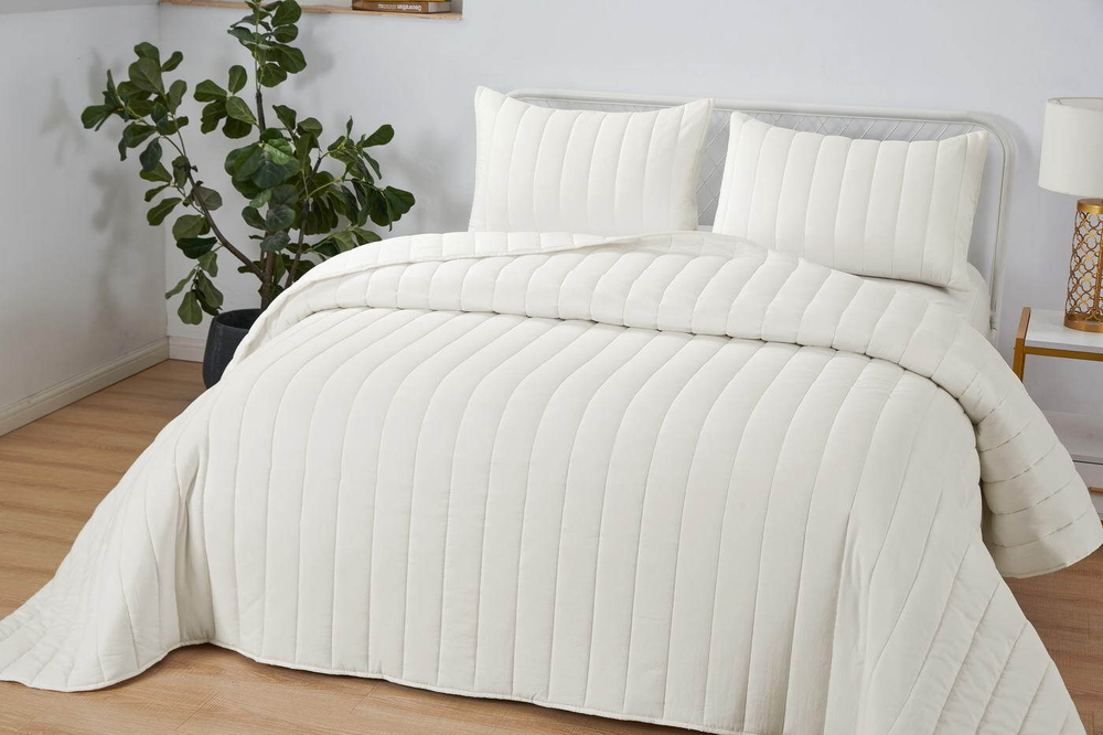 Покрывало 230х250 и 2 наволочки 50х70 Sofi De MarkO Микаэль Крем