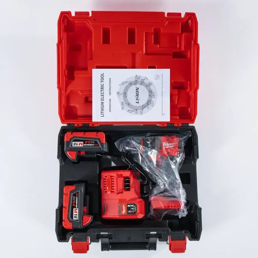 Milwaukee Дрель-шуруповерт, 18 В, 65 Нм, 2 АКБ