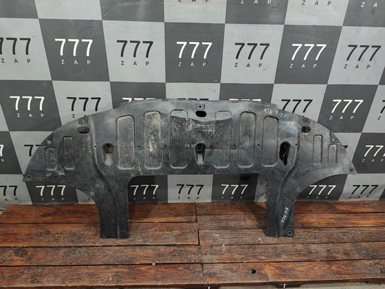 Пыльник переднего бампера Kia Rio 4 (FB) 17-20 Б/У Оригинал 29110H0000